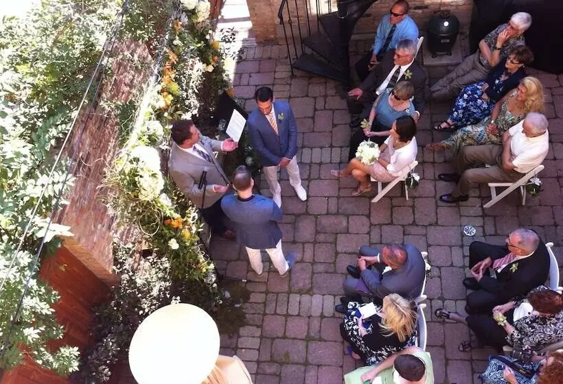 تختخواب و صبحانه Villa D  Citta