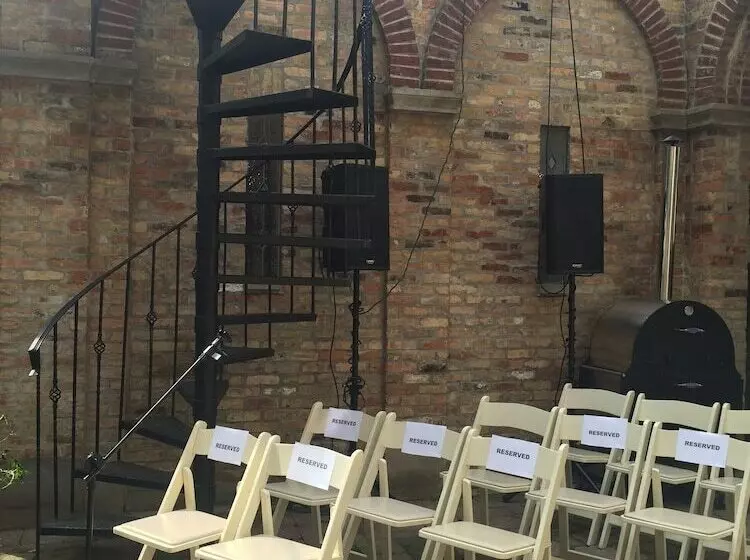 تختخواب و صبحانه Villa D  Citta