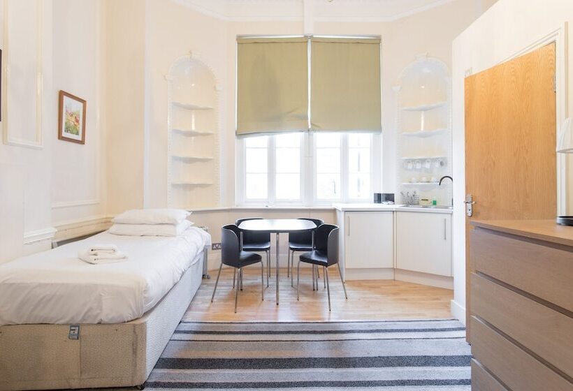 Amber Residence Hotel Suites