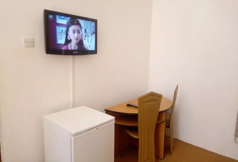 هتل Green Hills Lodge