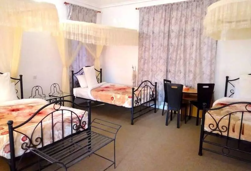 هتل Green Hills Lodge