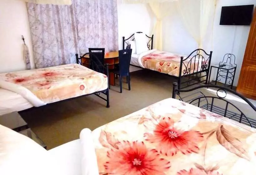 هتل Green Hills Lodge