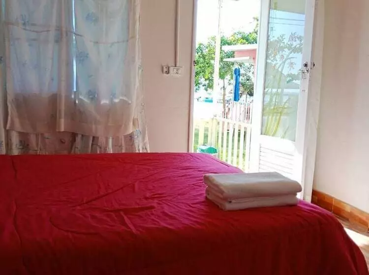 ホテル The White House Koh Yao Yai Resort