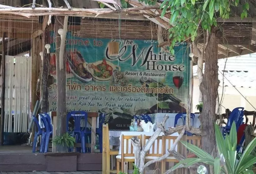 ホテル The White House Koh Yao Yai Resort