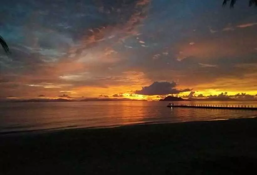 ホテル The White House Koh Yao Yai Resort