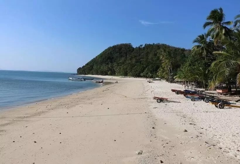 ホテル The White House Koh Yao Yai Resort