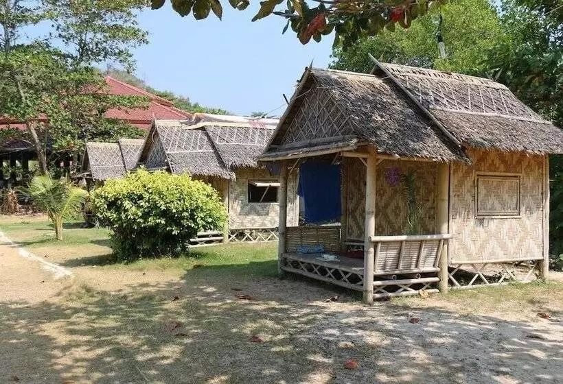 ホテル The White House Koh Yao Yai Resort