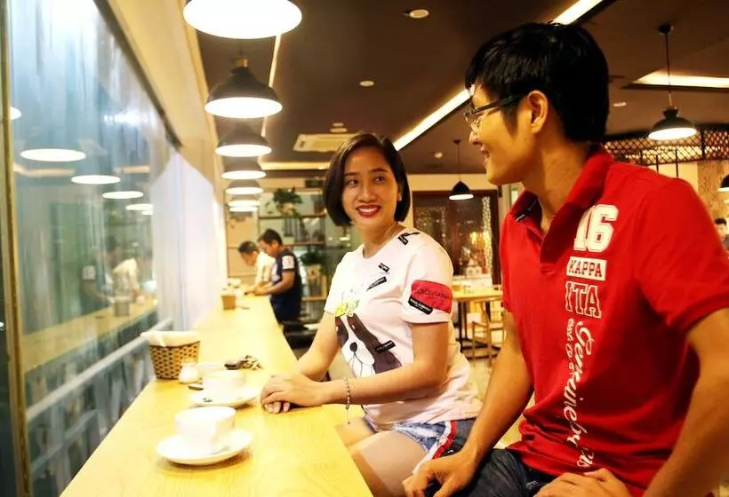 هتل Sen Trang