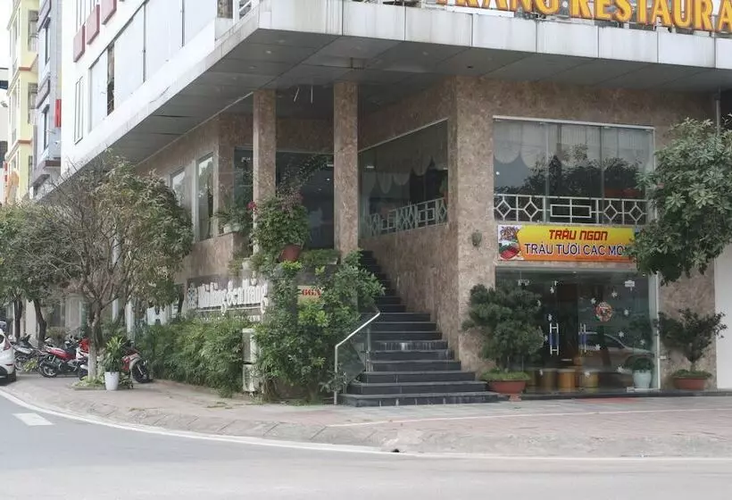 هتل Sen Trang