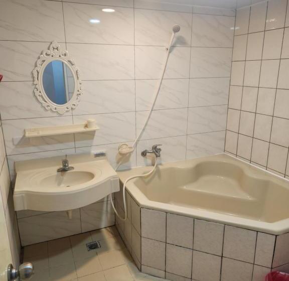 پانسیون Chihpen Hot Spring