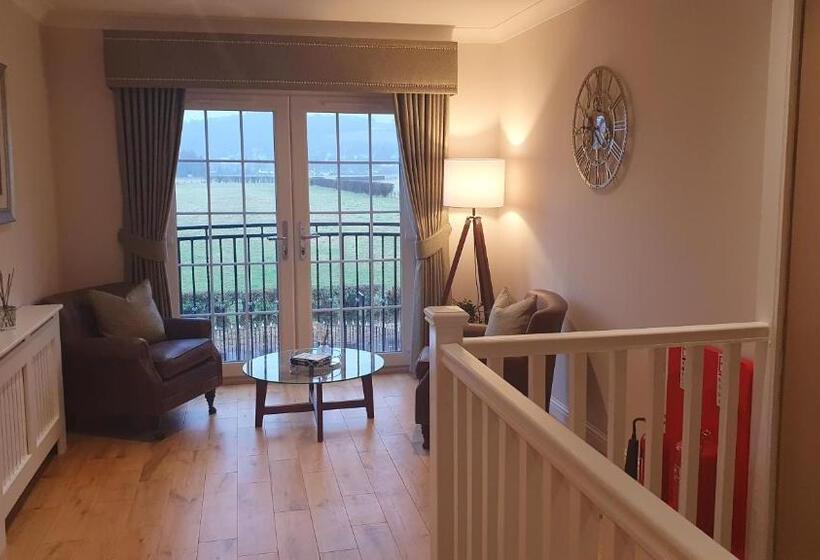 Springfield Lodge Bed And Breakfast