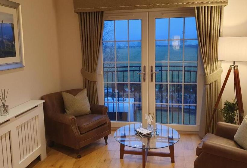 Springfield Lodge Bed And Breakfast