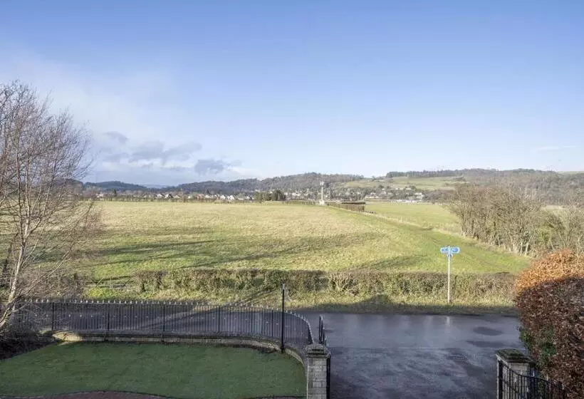 Springfield Lodge Bed And Breakfast