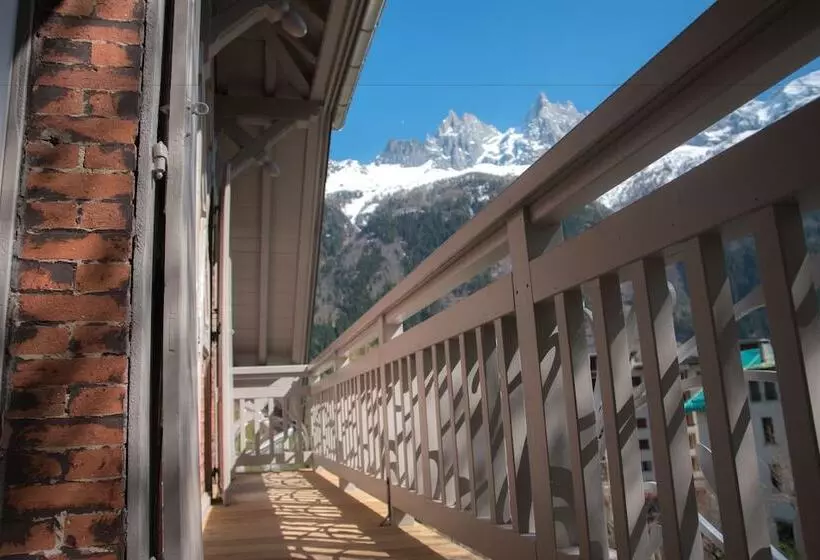 Aiguille Verte & Spa