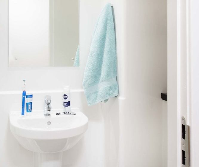 فندق صغير Cityheart Dornoch  Campus Accommodation