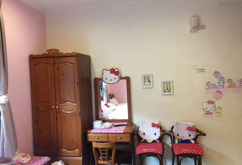 تختخواب و صبحانه Chill Villa