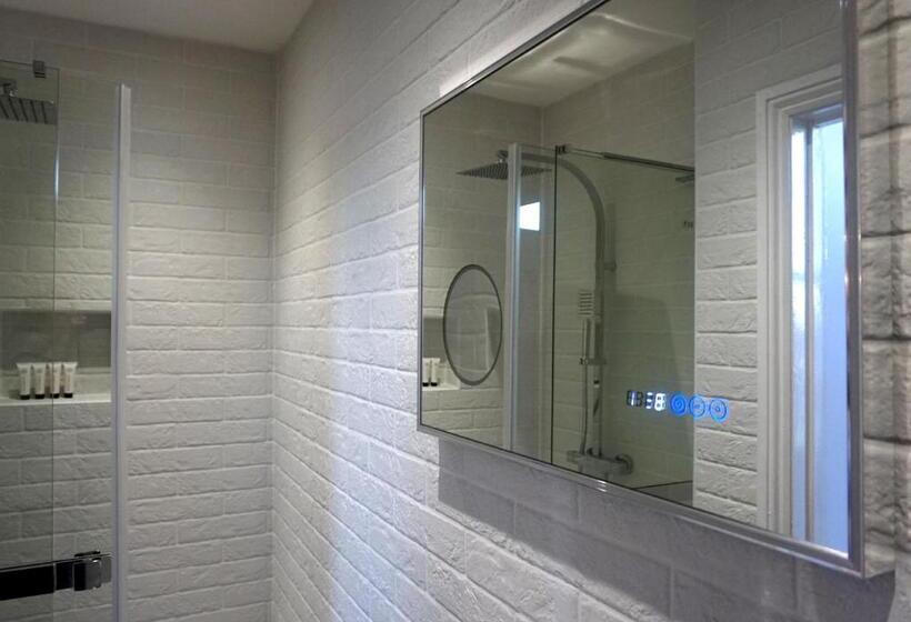 Bed and Breakfast Chilton House