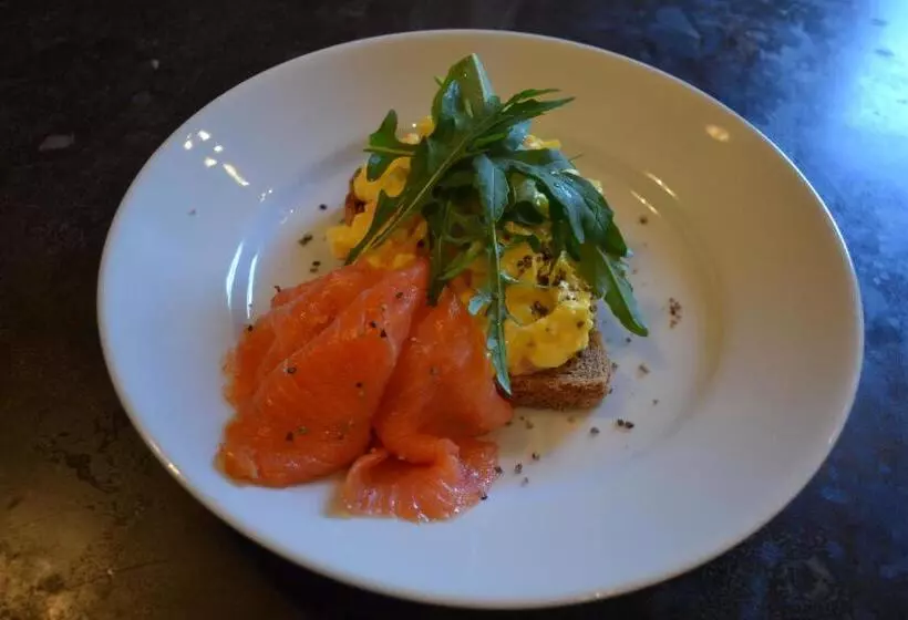 Aamiaismajoitus (B&B) Chilton House