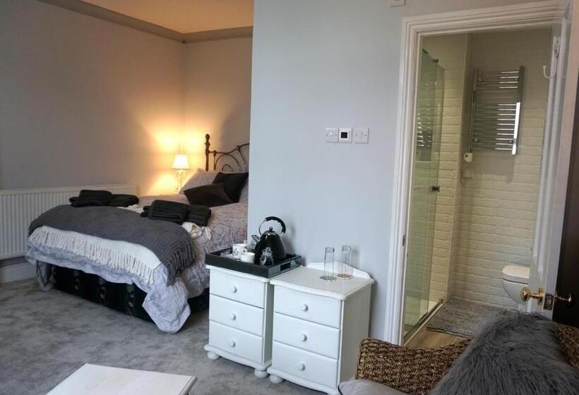 Bed and Breakfast Chilton House