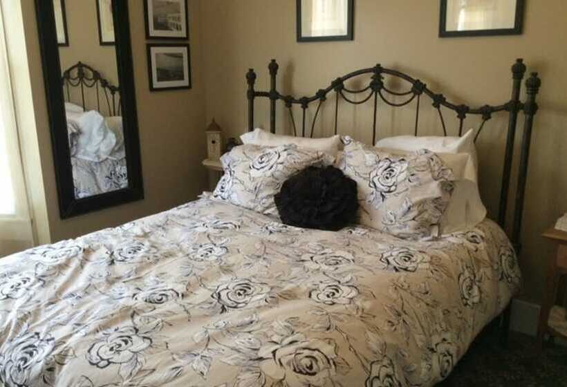 Bed and Breakfast Crosby House