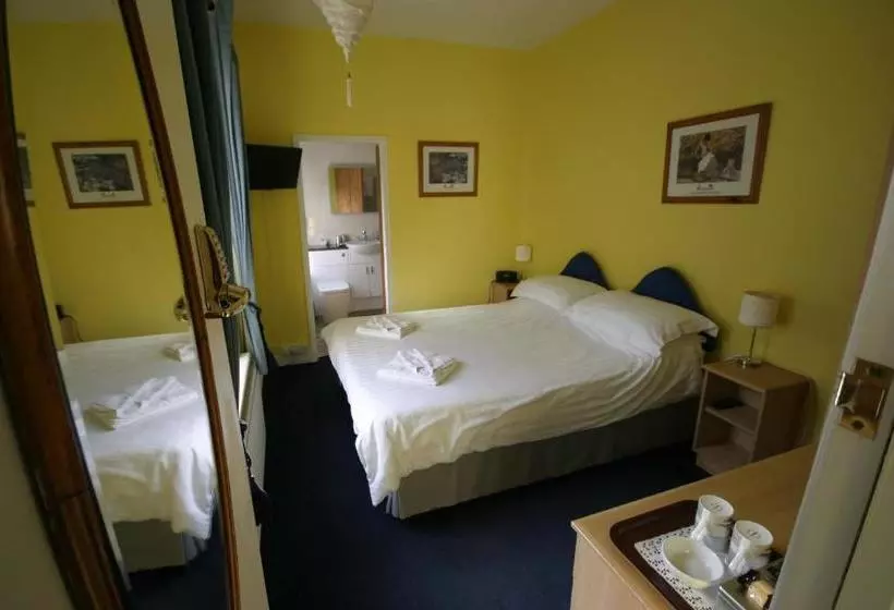 Holland House Bed & Breakfast