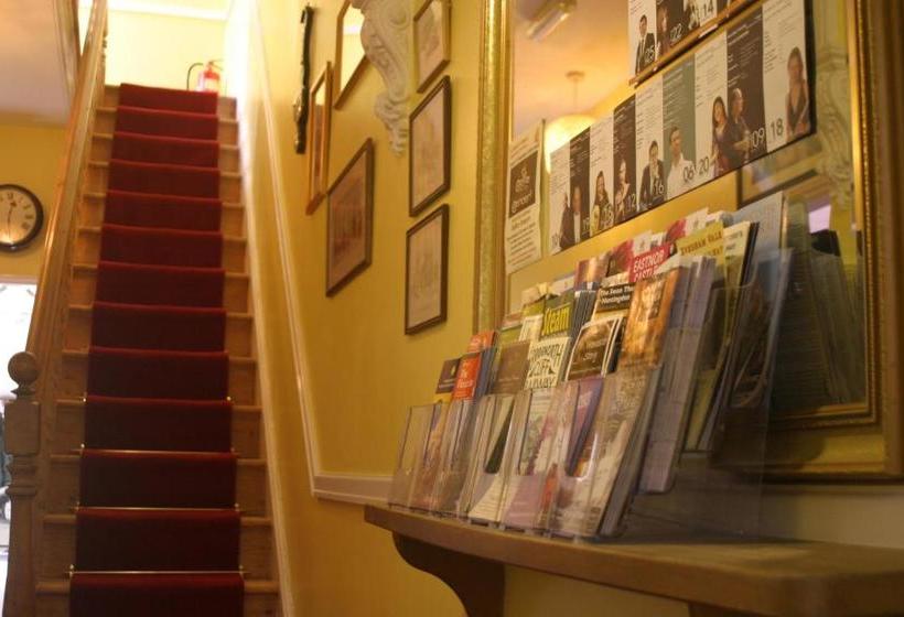 Holland House Bed & Breakfast