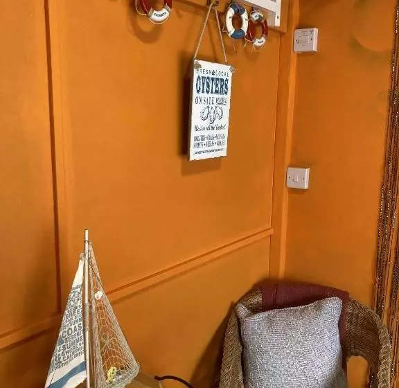 Hostelli Acapulco Rooms