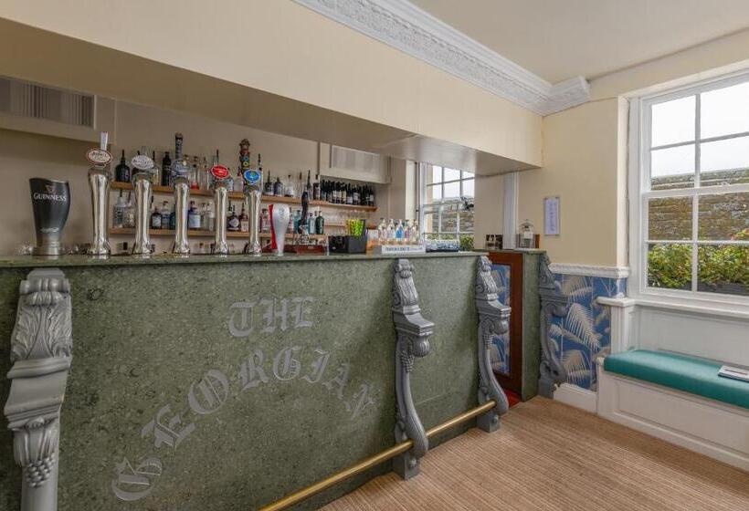 客栈  Georgian House