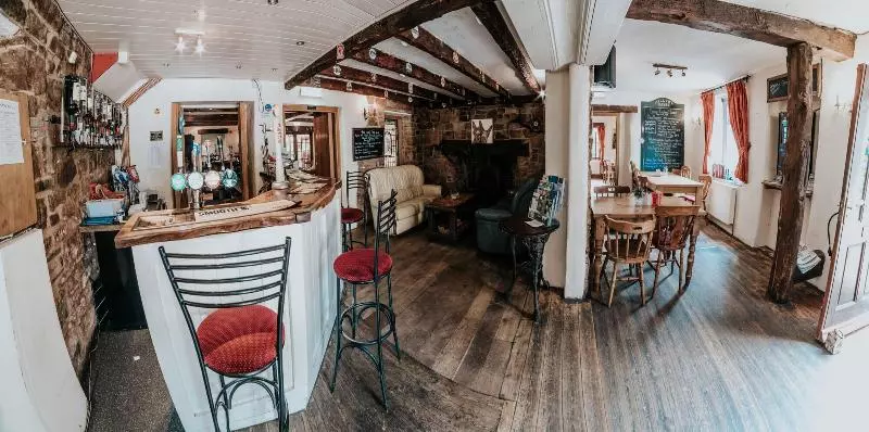 Hostelli Wyevalleycatering@minersgl16