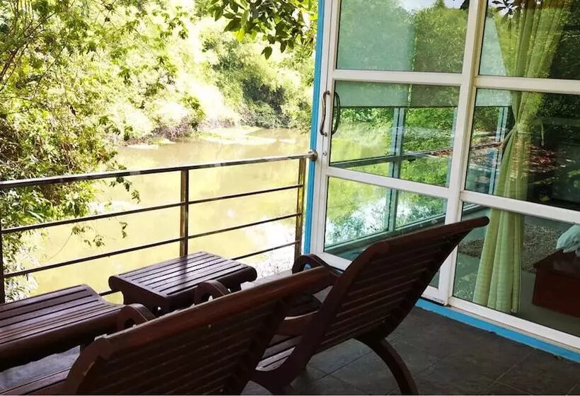 هتل Baan Tonmai Resort