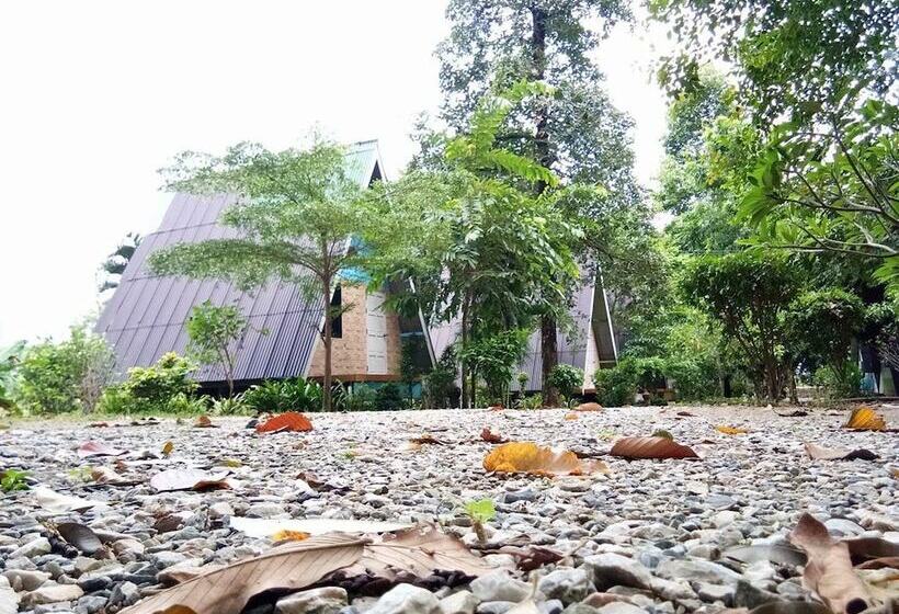 בית מלון כפרי Baan Tonmai Resort