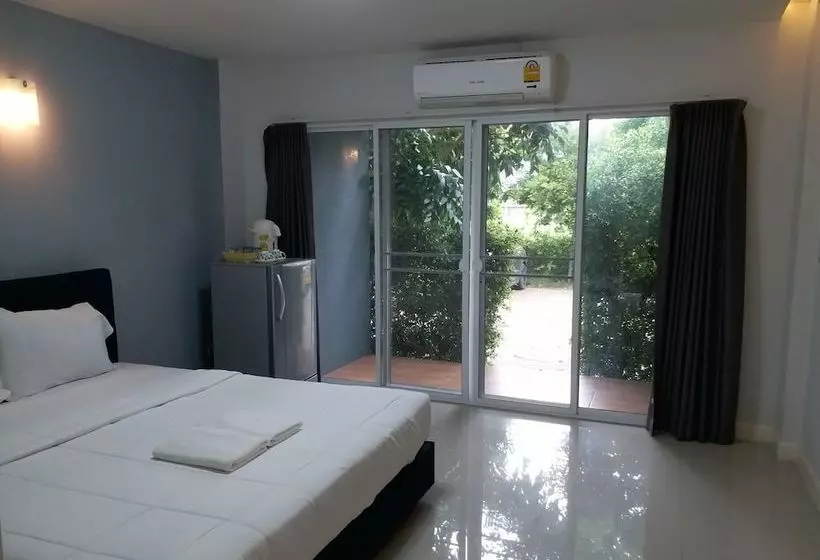 هتل Baitong Forest