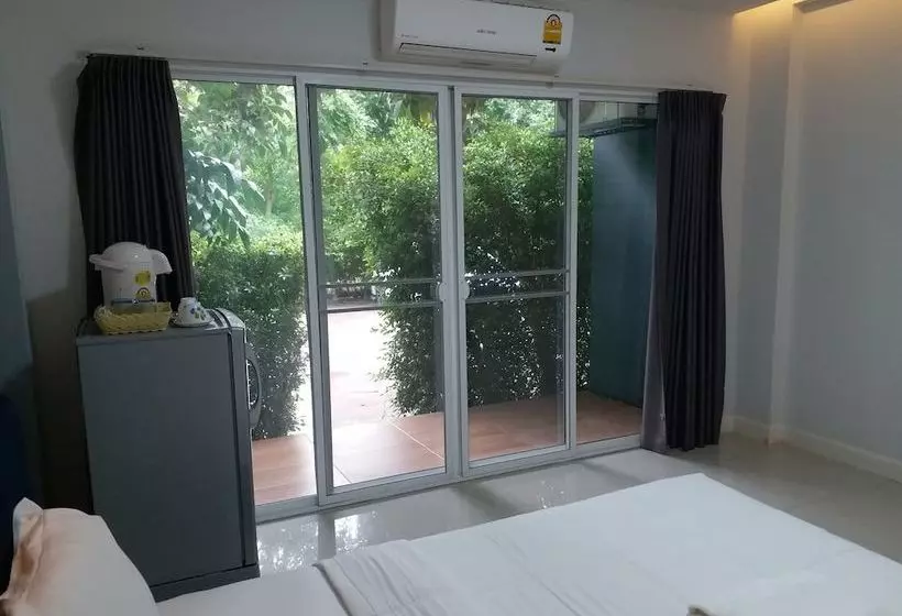 هتل Baitong Forest