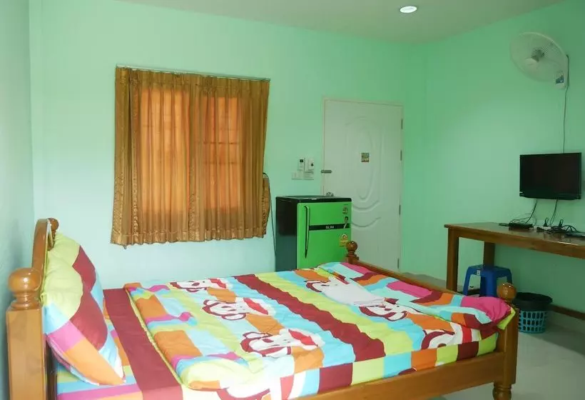 ホテル Boonying Place