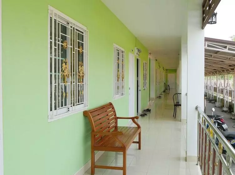 ホテル Boonying Place