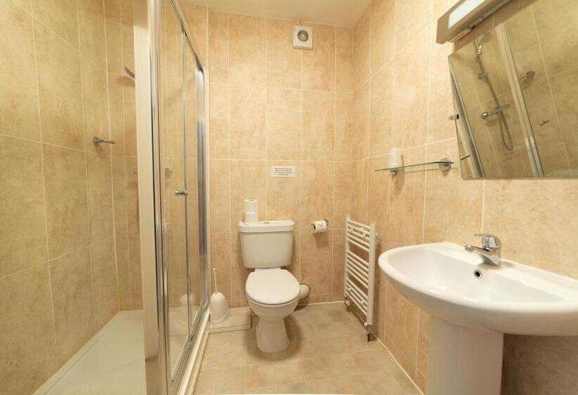 Отель Bournemouth Sands