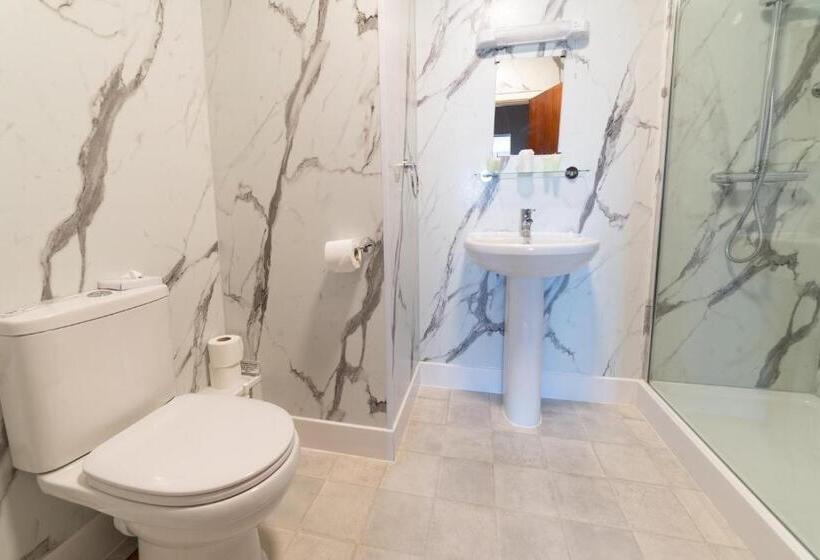 Отель Bournemouth Sands