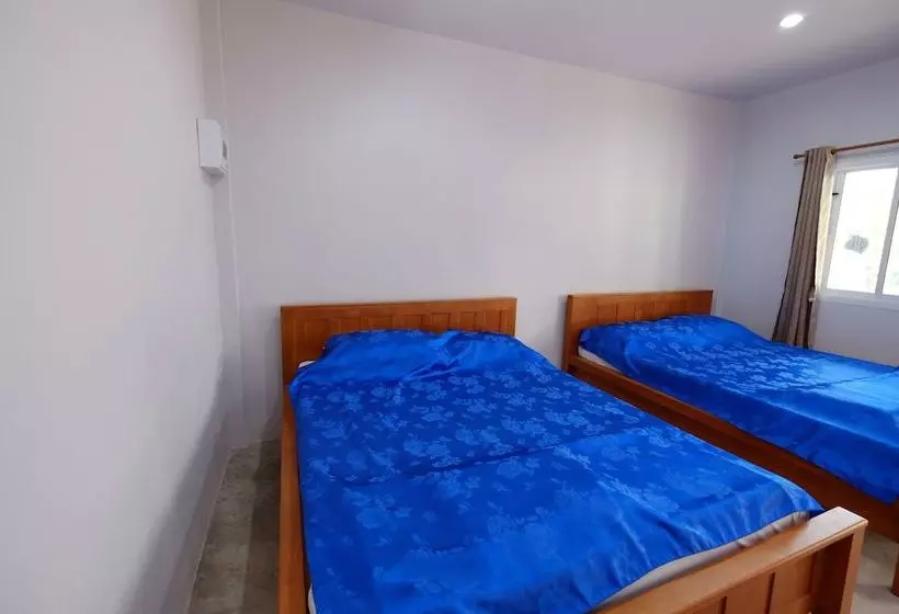 هتل Daddy's Home Resort