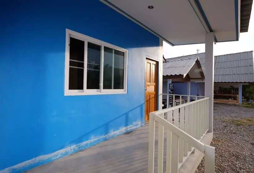 هتل Daddy's Home Resort