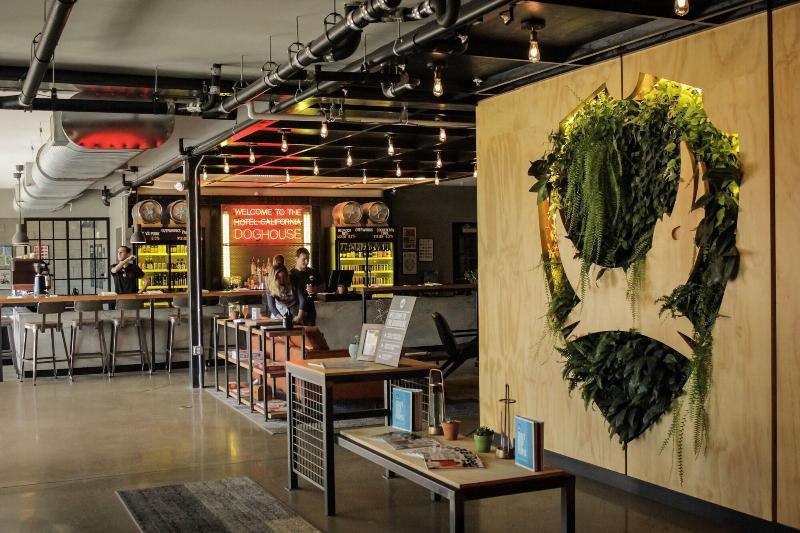 Szálloda Doghouse Columbus