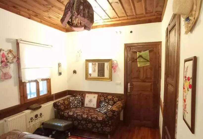 ホテル Nimet Hanım Konağı