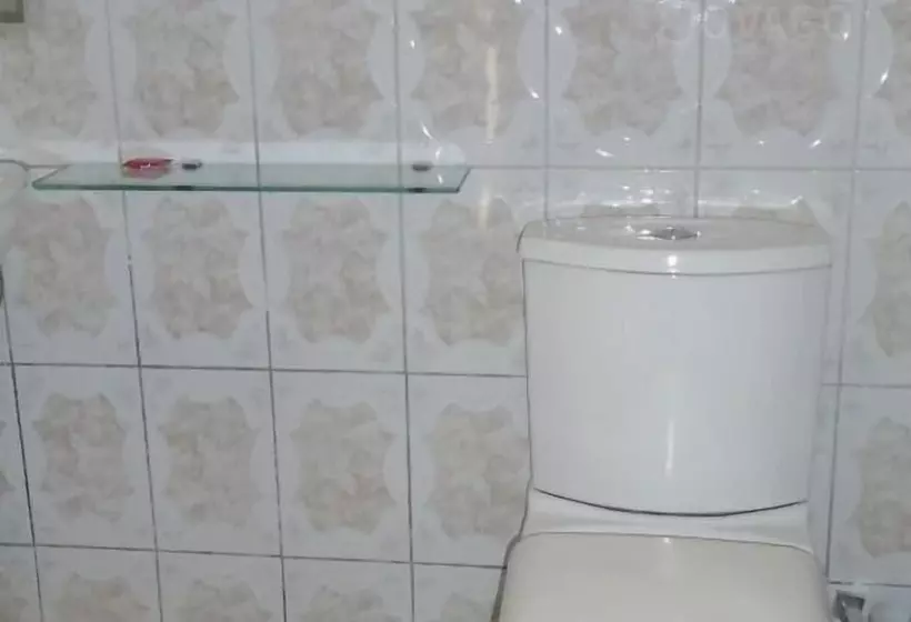 هتل Paula Guest House