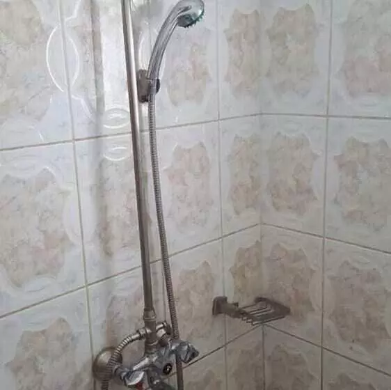 هتل Paula Guest House