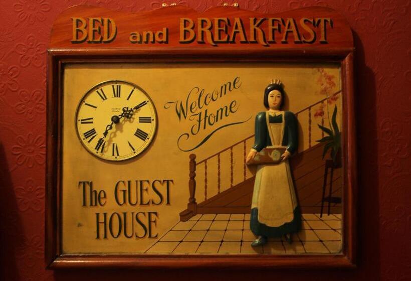 پانسیون Atticus Central Guest House