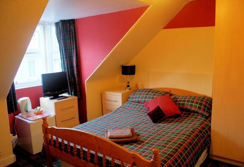 پانسیون Atticus Central Guest House