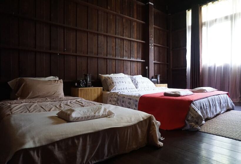 پانسیون Kaampuju Cafe And Rooms