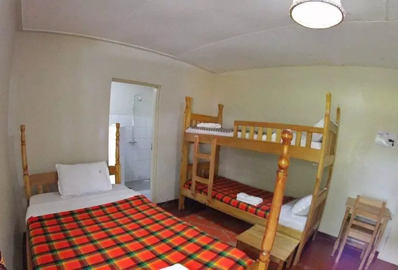 پانسیون Kara Tunga, Karamoja Safari Camp