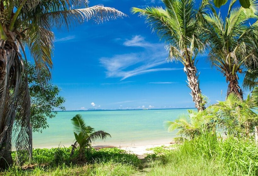 Baan Ya Kha Villa 5 Bedrooms