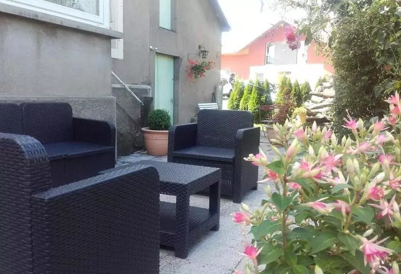 Aamiaismajoitus (B&B) Gîte Du Lion90 Chambresdulion90