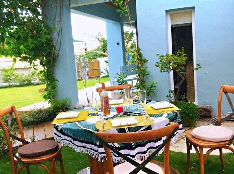 تختخواب و صبحانه Mooning The Hill